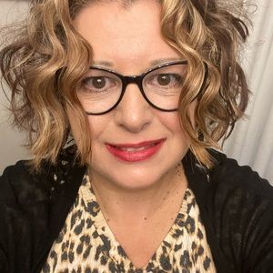 Meet your Posher, Kelli